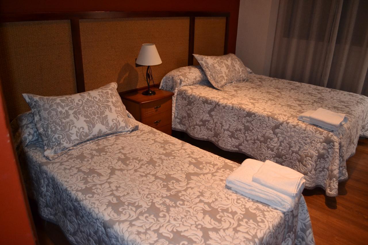 Hostal Pension La Ruta Патерна-дель-Кампо Экстерьер фото