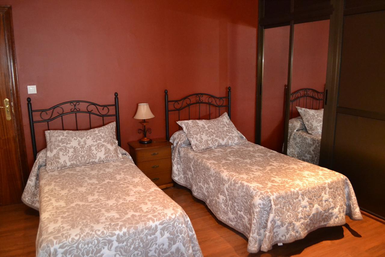 Hostal Pension La Ruta Патерна-дель-Кампо Экстерьер фото