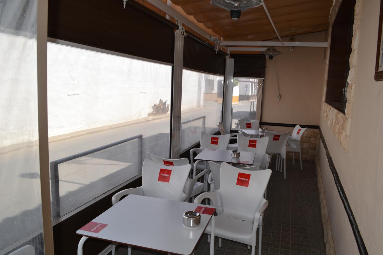 Hostal Pension La Ruta Патерна-дель-Кампо Экстерьер фото
